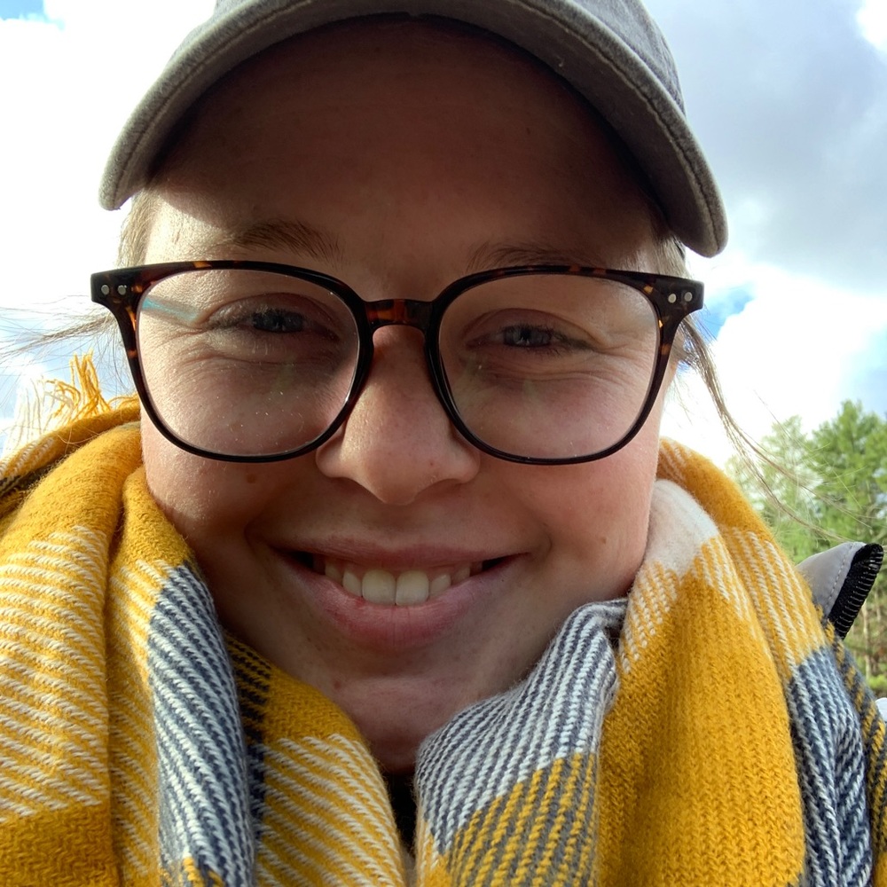 Meet your Posher, Lacey